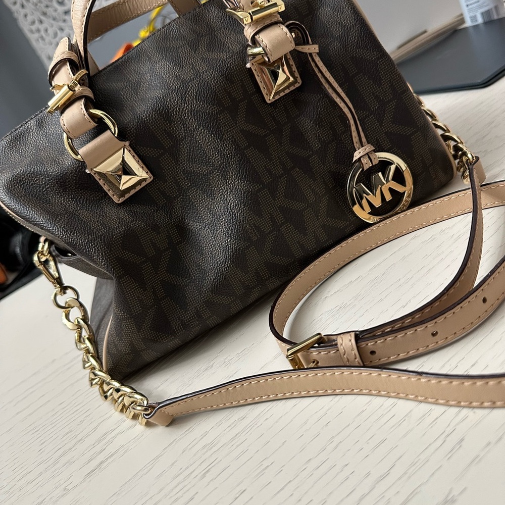 Michael Kors Brown and Gold Women's Bag, Great Condition!